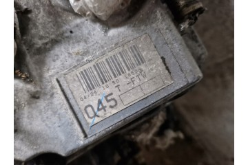 ENGINE TOYOTA AVENSIS T22 2 0 D 1CD Catalog number of the part SILNIK TOYOTA AVENSIS T22 2 0 D 1CD SZWED