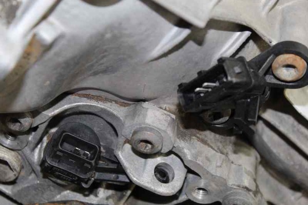 DHZ CAJA CAMBIOS AUDI A4 BERLINA (B5) 1.8 1997 DHZ 186647 AUDI - 2