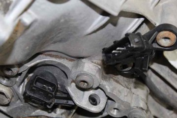 DHZ CAJA CAMBIOS AUDI A4 BERLINA (B5) 1.8 1997 DHZ 186647 AUDI - 2