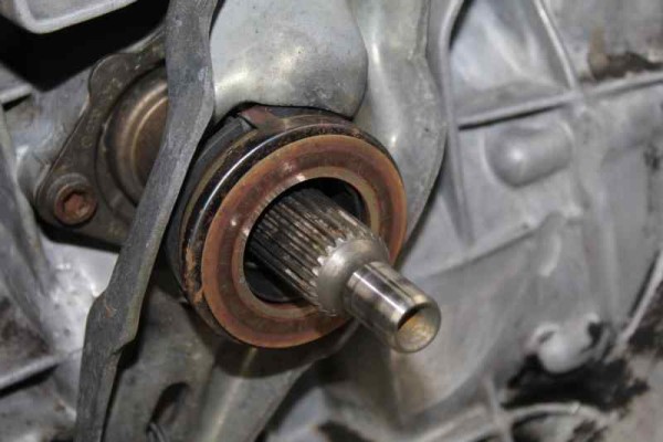 DHZ CAJA CAMBIOS AUDI A4 BERLINA (B5) 1.8 1997 DHZ 186647 AUDI - 3