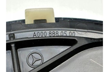 MERCEDES STAMP EMBLEM STAR LOGO ORIGINAL A0008880500 BRAND NEW Installation side left