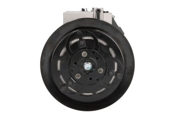 Air conditioning compressor 24V HITACHI 225 3 240 3 HIGHWAY AUTOMOTIVE 45119019 Part manufacturer HIGHWAY AUTOMOTIVE
