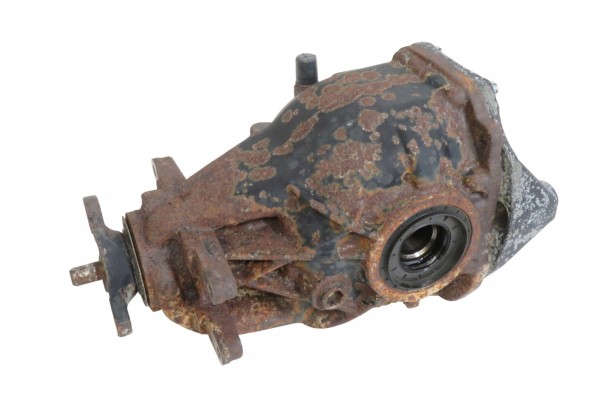 E CLASS W211 Rear axle differential 2003 A2113510305 A2113508814 Part manufacturer Mercedes Benz OE