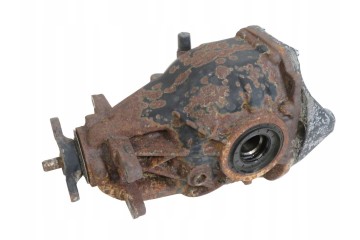 E CLASS W211 Rear axle differential 2003 A2113510305 A2113508814 Part manufacturer Mercedes Benz OE