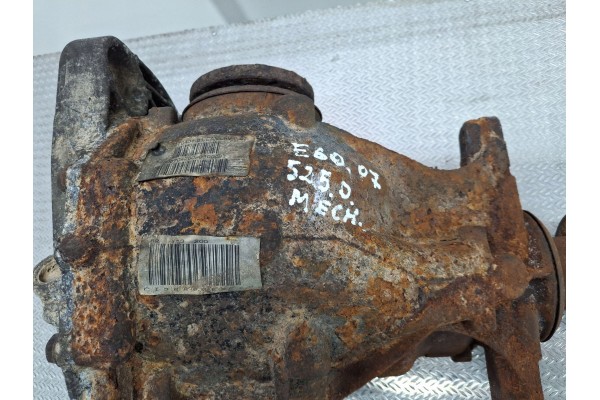 GENUINE BMW 5 E60 E61 2007 Rear differential 7570401 Part manufacturer BMW OE