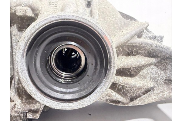 Rear Differential Rear BMW 8 G15 8686984 Catalog number of the part 8686984