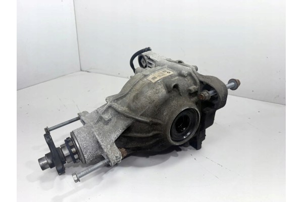 Reductor trasero BMW 8686984 4.4L gasolina 390kW 2018