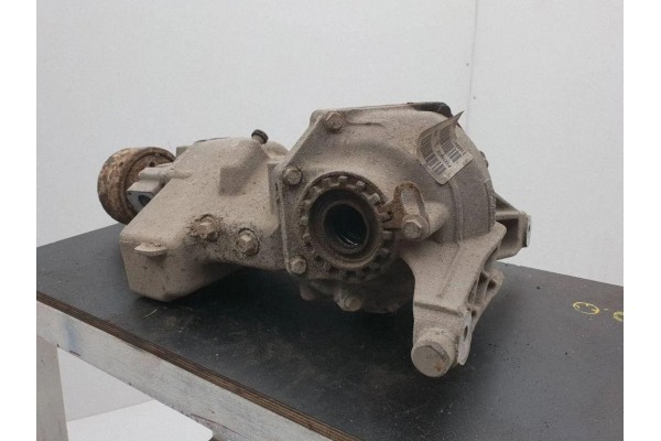 Reductor trasero VOLVO XC90 I T168847 2.4L diésel 120kW 2005