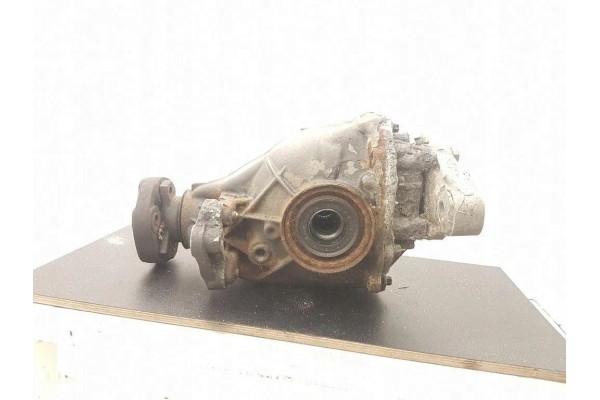 Rear reducer MERCEDES BENZ S W221 490012 5 46L gasoline 285kW 2009 Part manufacturer Mercedes Benz OE
