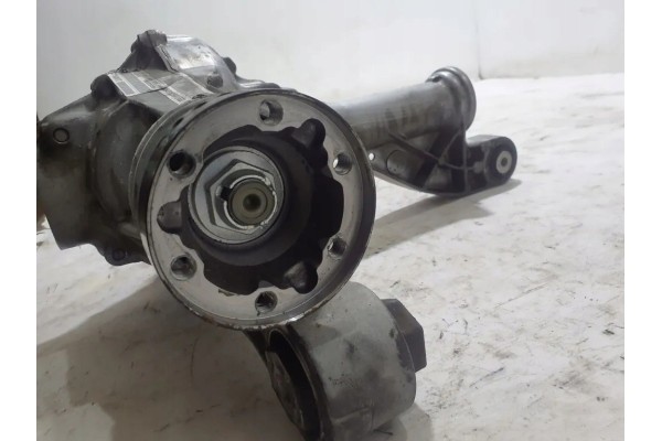 Front reducer MERCEDES BENZ A1673305500 3 0L gasoline 2025 Catalog number of the part A1673305500