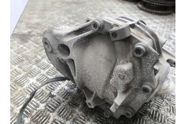 Reductor trasero BMW 866368105 2.0L híbrido 135kW 2024
