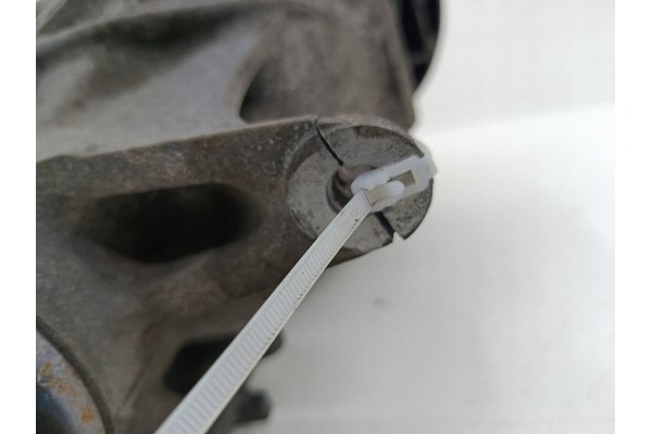 Puente trasero diferencial BMW 5 F10 F11 N57 525D 204CV 7584452 2.47