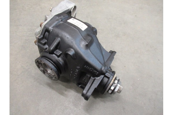 Differential differential BMW e82 e84 e88 e90 e91 e92 e93 3 46 N54 N55 335i Car type 4x4 SUV passenger cars
