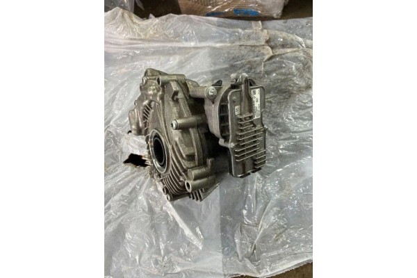 Rear reducer PORSCHE MACAN 95B 21082C5175 0 0L gasoline 2018