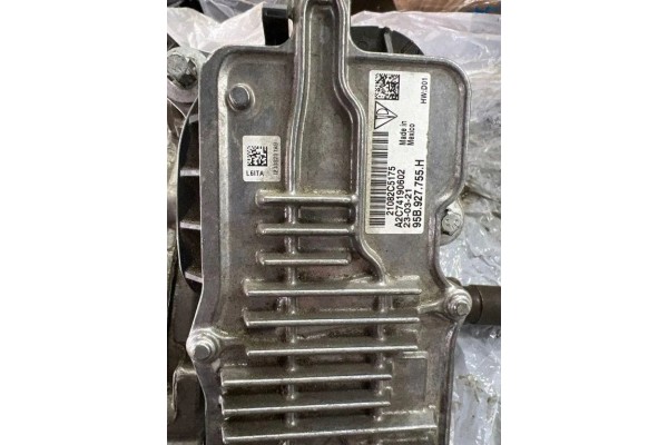 Rear reducer PORSCHE MACAN 95B 21082C5175 0 0L gasoline 2018 Catalog number of the part 21082C5175