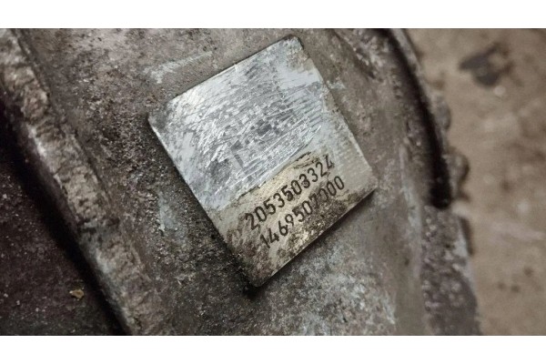 Rear reducer MERCEDES BENZ C Convertible A205 A2053503324 3 0L gasoline Part manufacturer Mercedes Benz OE