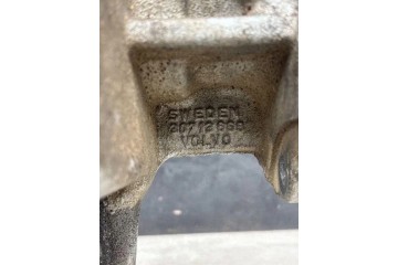 Reductor delantero VOLVO XC90 I 30713660 2.4L diésel 120kW 2005