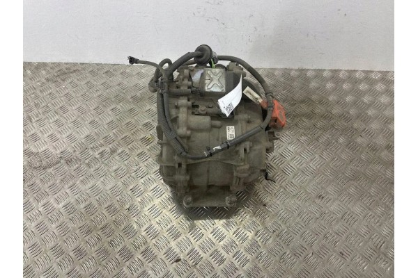Reductor trasero TOYOTA 4AA211364 2.5L híbrido 144kW 2023