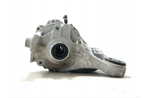 Rear reducer LAND ROVER DEFENDER Van L663 M8B24A213BA gasoline 221kW Catalog number of the part M8B24A213BA