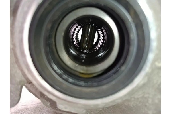 Rear reducer LAND ROVER DEFENDER Van L663 M8B24A213BA gasoline 221kW Catalog number of the original M8B24A213BA