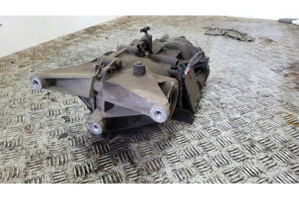 Rear reducer BMW 2 Gran Tourer F46 8600483 2 0L diesel 110kW 2018 Catalog number of the part 8600483