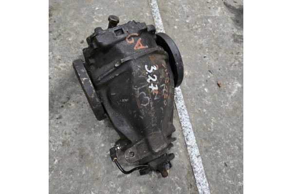 Rear differential Mercedes Benz E W124 R1243510608 Part manufacturer Mercedes Benz OE