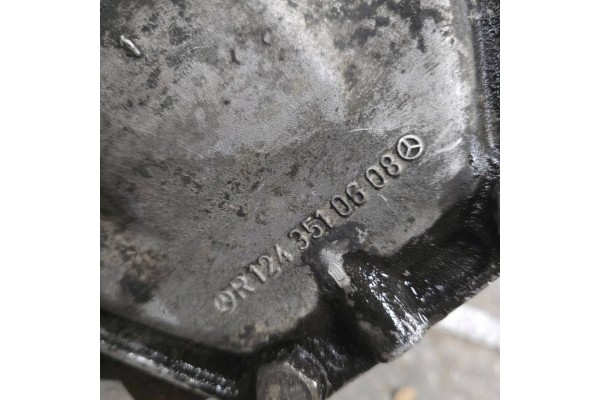 Rear differential Mercedes Benz E W124 R1243510608 Installation side multipurpose