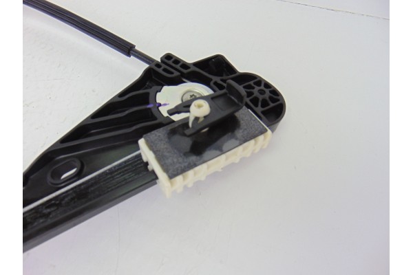 9830389380  ELEVALUNAS DELANTERO IZQUIERDO PEUGEOT 3008 Active 9830389380 198100 PEUGEOT - 3