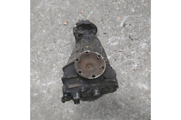 Rear differential Mercedes Benz 190 W201 2013510908 3 23 Car type passenger cars