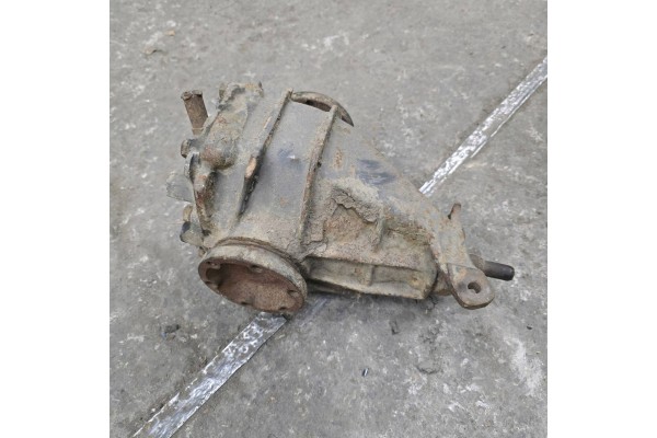 Rear differential Mercedes Benz 190 W201 2013510908 Catalog number of the part 2013510908