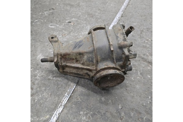 Rear differential Mercedes Benz 190 W201 2013510908 Car type passenger cars
