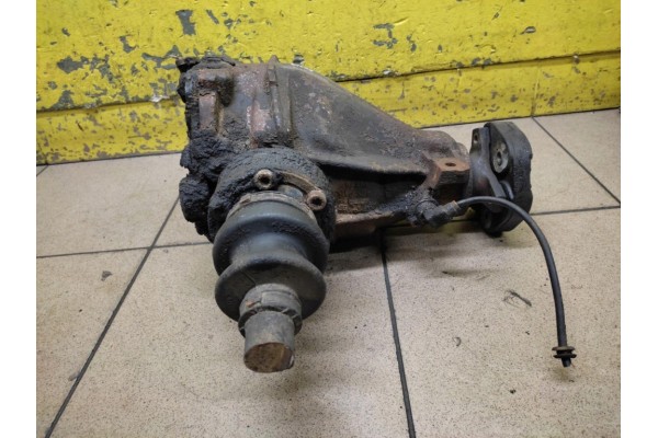 MERCEDES W124 REAR BRIDGE DIFFERENTIAL R1243513008 Part manufacturer Mercedes Benz OE