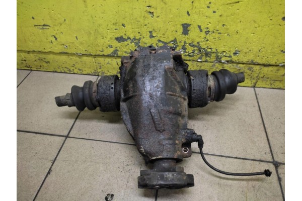 Diferencial del puente trasero MERCEDES W124 R1243513008