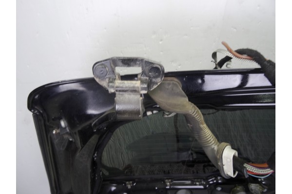 NEGRO  PORTON TRASERO MERCEDES-BENZ CLASE ML (BM 164) 320 / 350 CDI (164.122) 2005 NEGRO 208679 MERCEDES-BENZ - 1