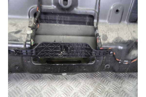 NEGRO  PORTON TRASERO MERCEDES-BENZ CLASE ML (BM 164) 320 / 350 CDI (164.122) 2005 NEGRO 208679 MERCEDES-BENZ - 5