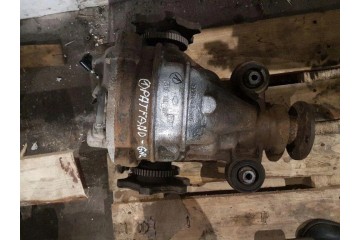 Rear reducer NISSAN PATHFINDER III R51 30311EB300 2 49L diesel 128kW