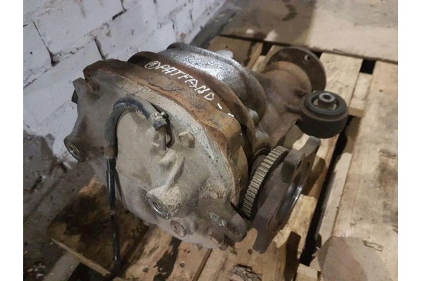 Rear reducer NISSAN PATHFINDER III R51 30311EB300 2 49L diesel 128kW Part manufacturer Nissan OE