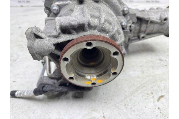 Rear differential Audi A7 S7 4G 8K0927277 Catalog number of substitutes 405248 10132763 8733102150