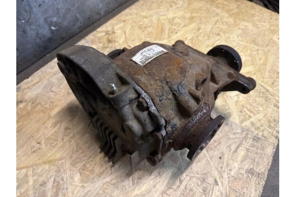 Rear reducer BMW X5 E53 001910016 4 4L gasoline 210kW 2001
