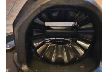 Front reducer VW GOLF IV 1J1 02A409121 2000 Part manufacturer Volkswagen OE