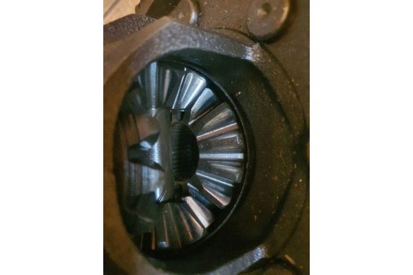 Front reducer VW GOLF V 1K1 02A409131A 1 9L diesel 77kW 2003 Catalog number of the part 02A409131A