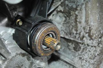 5S6R7002NB CAJA CAMBIOS FORD FIESTA (CBK) Ambiente 2005 5S6R7002NB 195147 FORD - 1