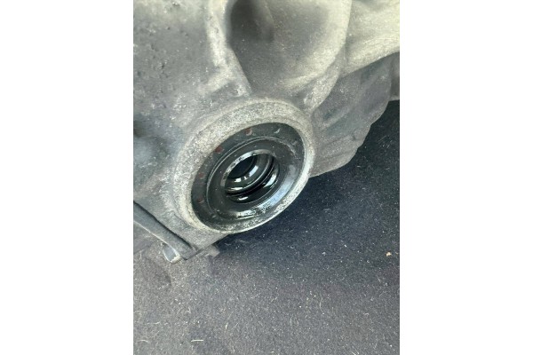 Rear differential BMW 5 GT F07 7584448 Installation side multipurpose
