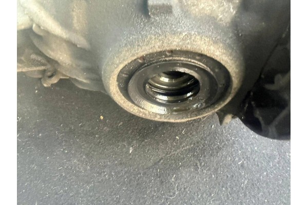 Diferencial trasero BMW 5 GT F07 7584448