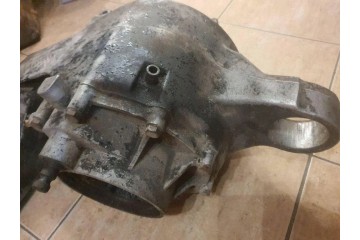Rear reducer AUDI 80 81 85 B2 857525131 1 6L gasoline 1986 Catalog number of the part 857525131