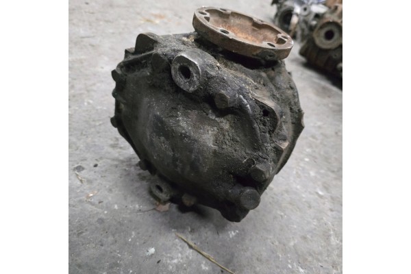 Rear differential Mercedes Benz E W124 R1243512508 3 46 Car type passenger cars