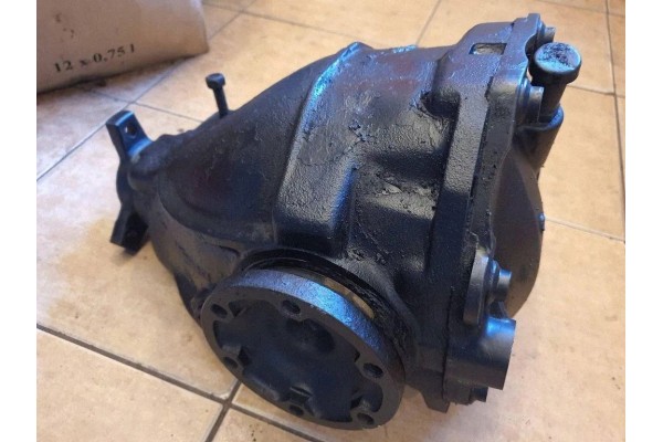 Rear reducer MERCEDES BENZ E W210 GGG40 2001 Catalog number of the part GGG40