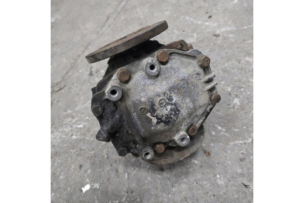Rear differential Mercedes Benz 190 W201 2013510908 3 23 Catalog number of the part 2013510908