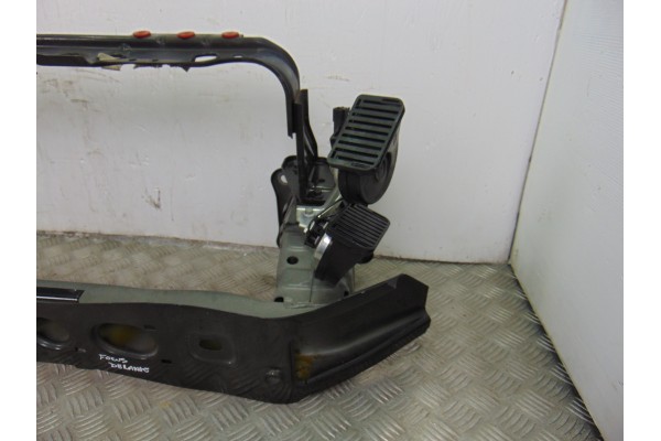 REFUERZO PARAGOLPES DELANTERO FORD FOCUS BERLINA (CB8)