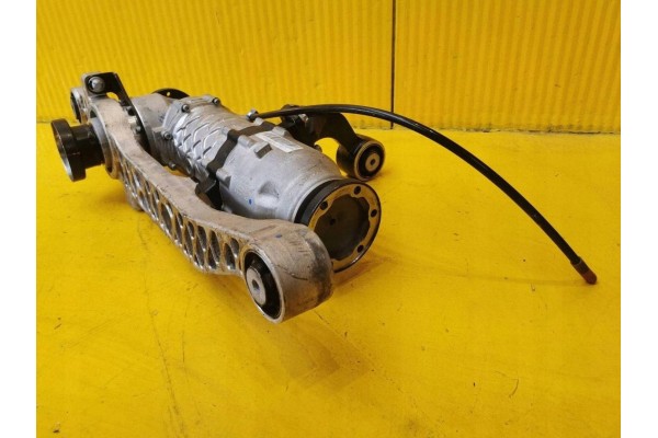 Mercedes Benz VITO W639 LIFT BRIDGE DIFFERENT FRONT 4x4 A6393300402 NEW Part manufacturer Mercedes Benz OE